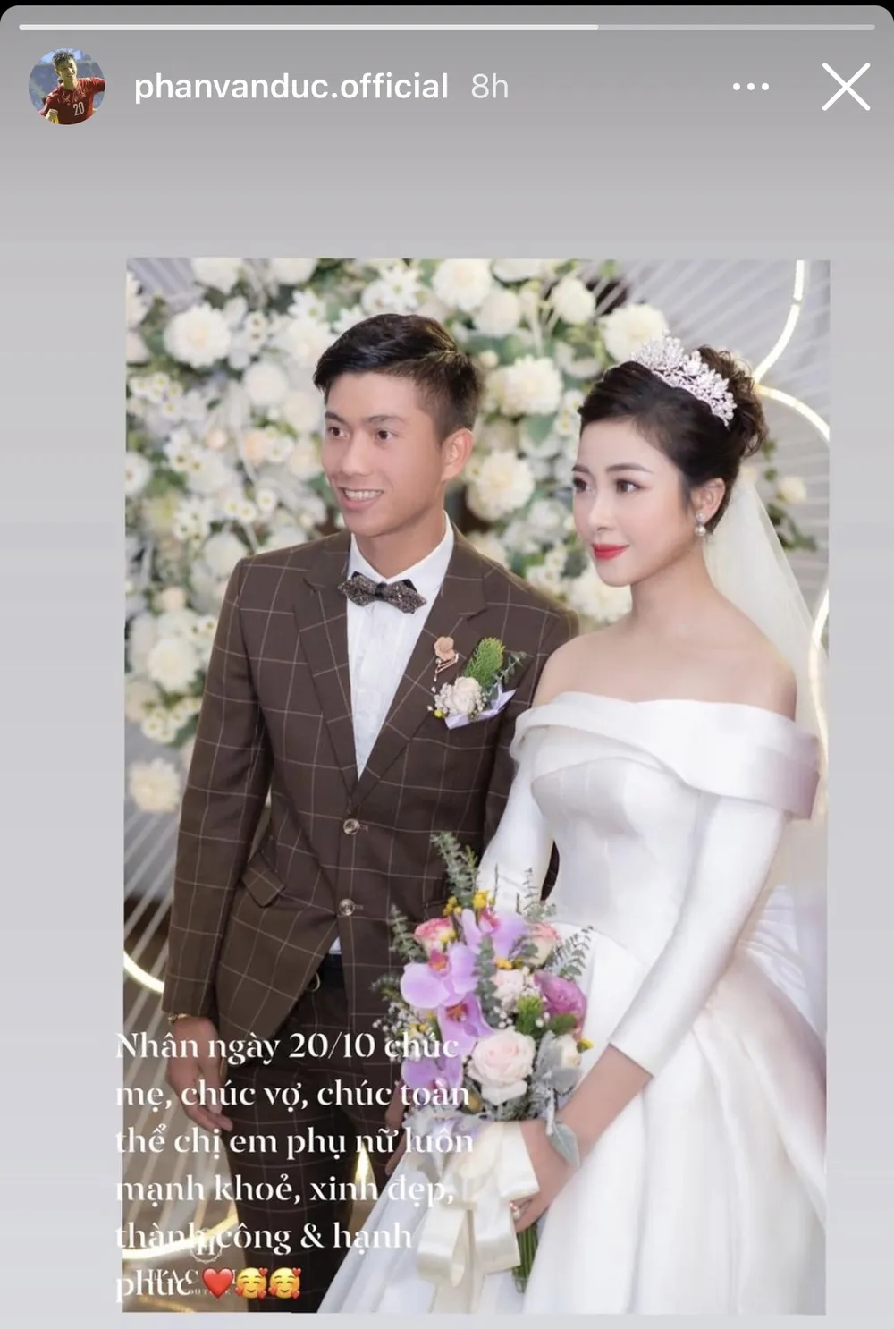 Ngày 20-10, các tuyển thủ Việt Nam tặng ‘bóng hồng’ quà gì? ảnh 4