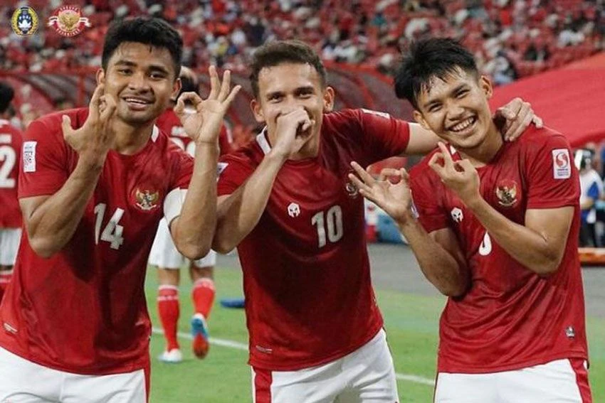 Niềm vui của các cầu thủ Indonesia khi giành quyền vào chơi chung kết AFF Cup 2020. Ảnh: GETTY