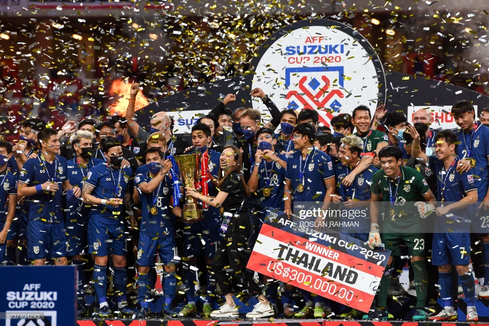 Thái Lan lên ngôi vô địch AFF Cup 2020. Ảnh: GETTY