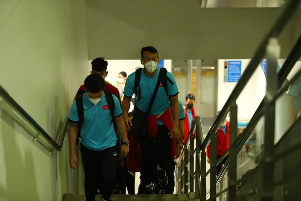 Tuyển Việt Nam di chuyển sang Australia ảnh 2