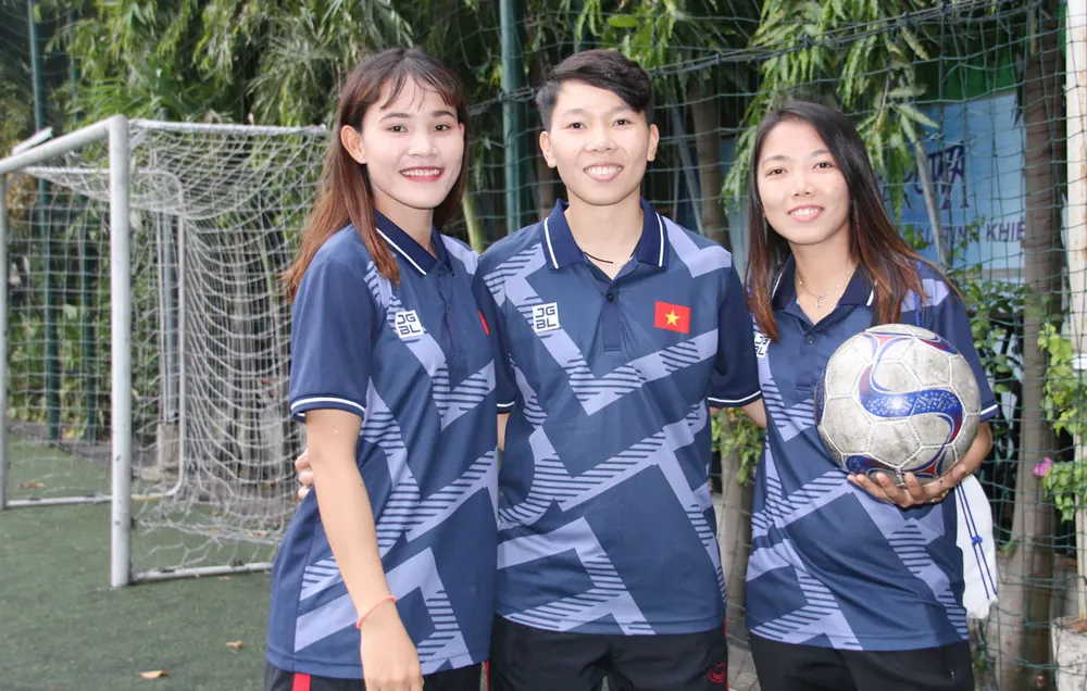 Các tuyển thủ Chương Thị Kiều, Kim Thanh và Huỳnh Như của CLB TPHCM.