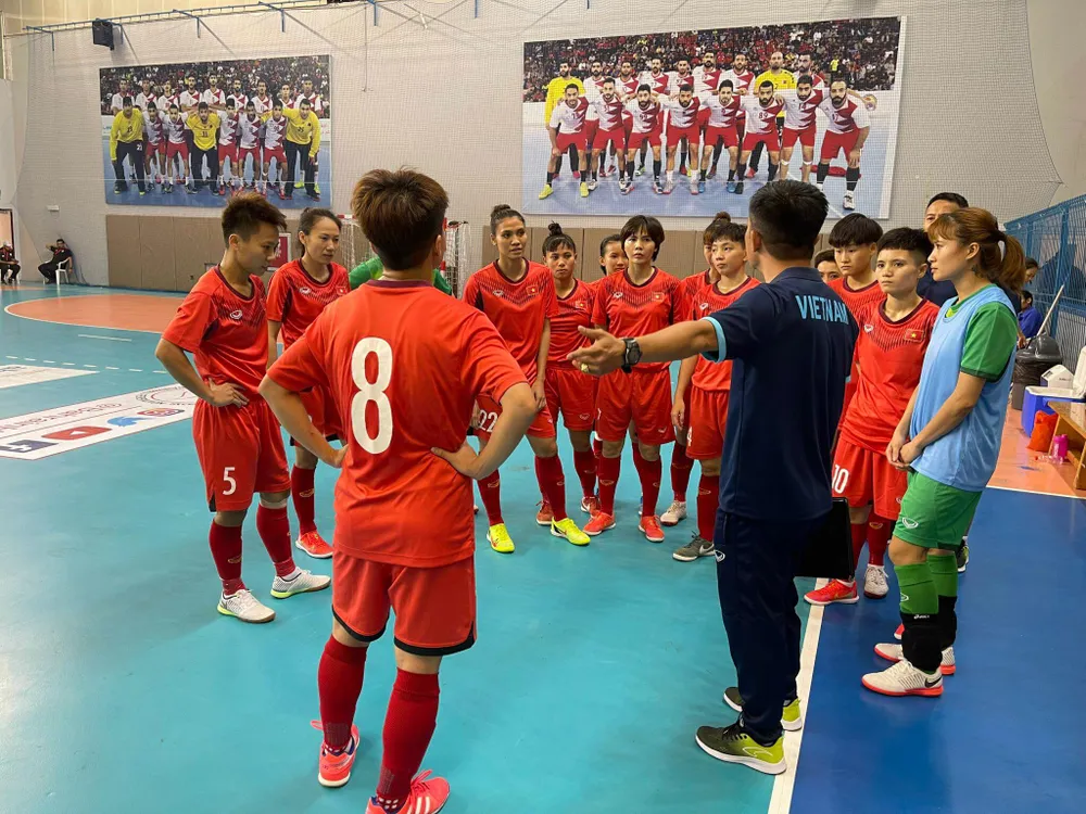 Futsal nữ Việt Nam tìm ra điểm yếu trước SEA Games 31 ảnh 1