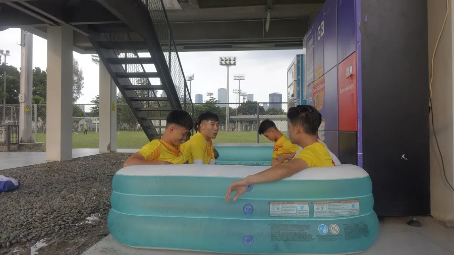 U19 Việt Nam tập nhẹ, HLV Đinh Thế Nam đánh giá cao U19 Philippines ảnh 1 U19 Việt Nam tập nhẹ, HLV Đinh Thế Nam đánh giá cao U19 Philippines ảnh 1