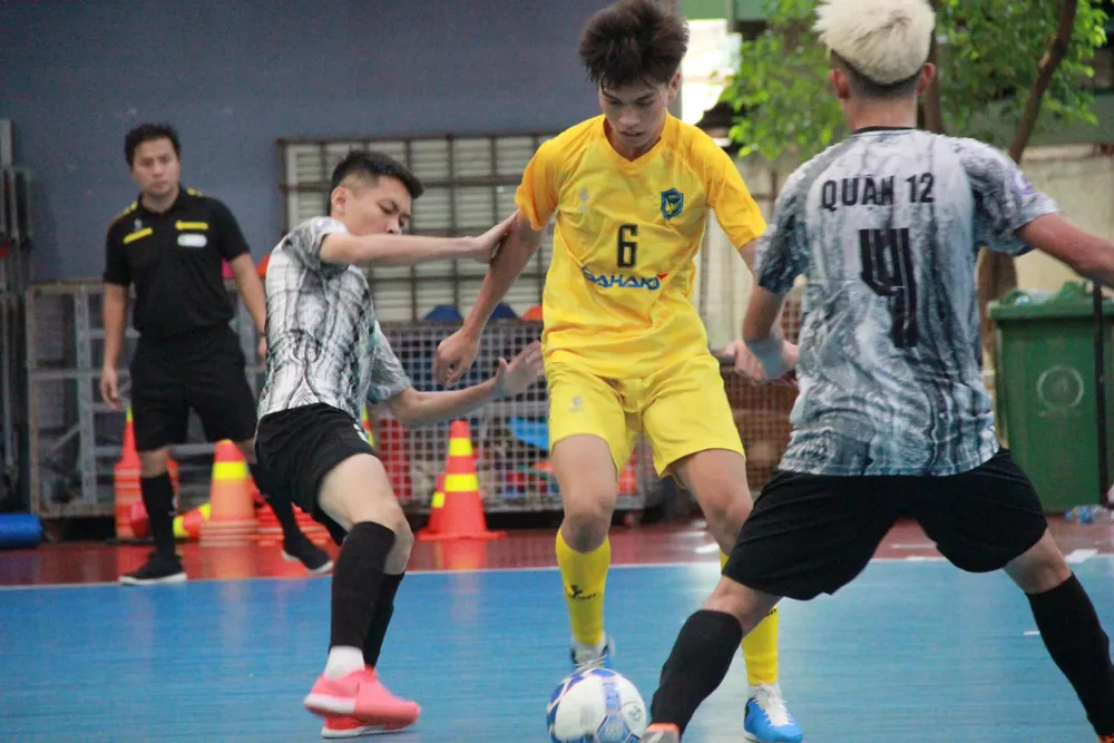 Đại hội TDTT TPHCM 2022: Quận 8 và quận Phú Nhuận vào chung kết futsal, kỷ lục người xem trực tuyến ảnh 2