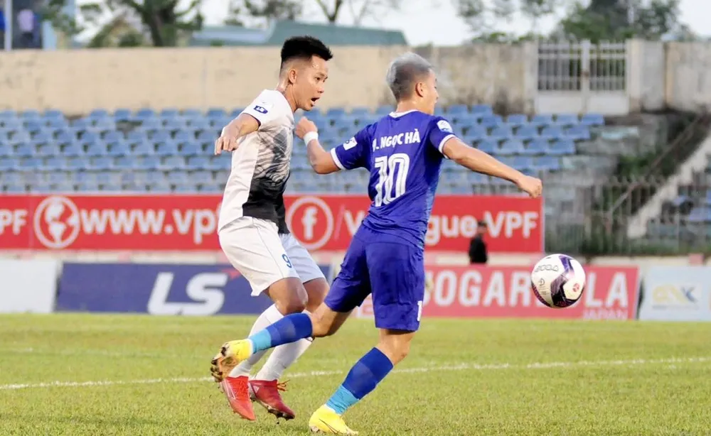 Khánh Hòa khiến Quảng Nam xa dần suất lên chơi V-League ảnh 1 Khánh Hòa khiến Quảng Nam xa dần suất lên chơi V-League ảnh 1