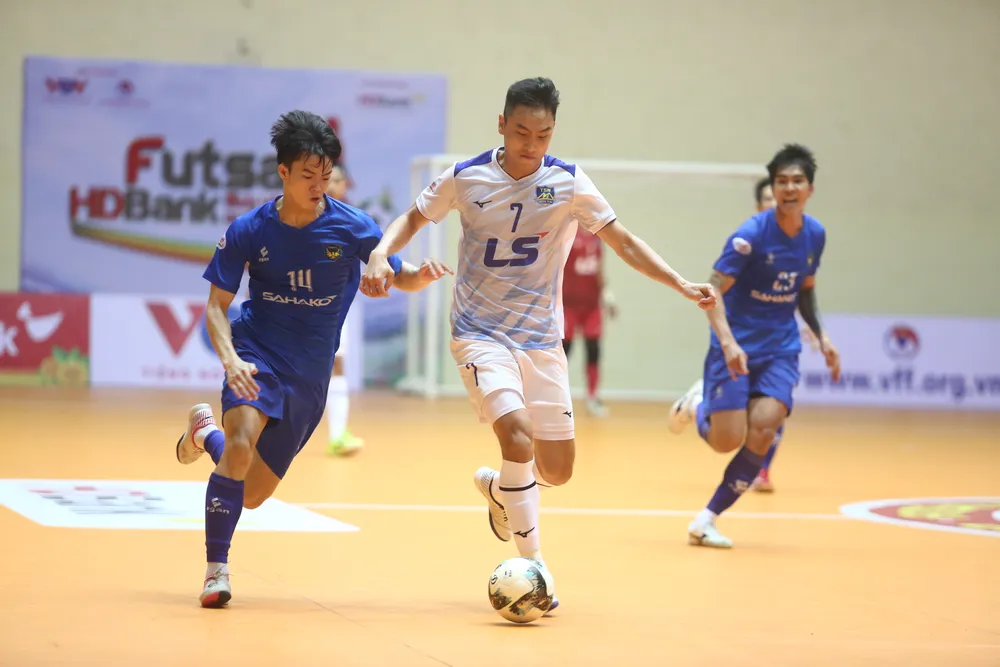 HLV tuyển futsal Việt Nam chứng kiến Thái Sơn Nam bị Sahako cầm hòa ở trận “chung kết” ảnh 2