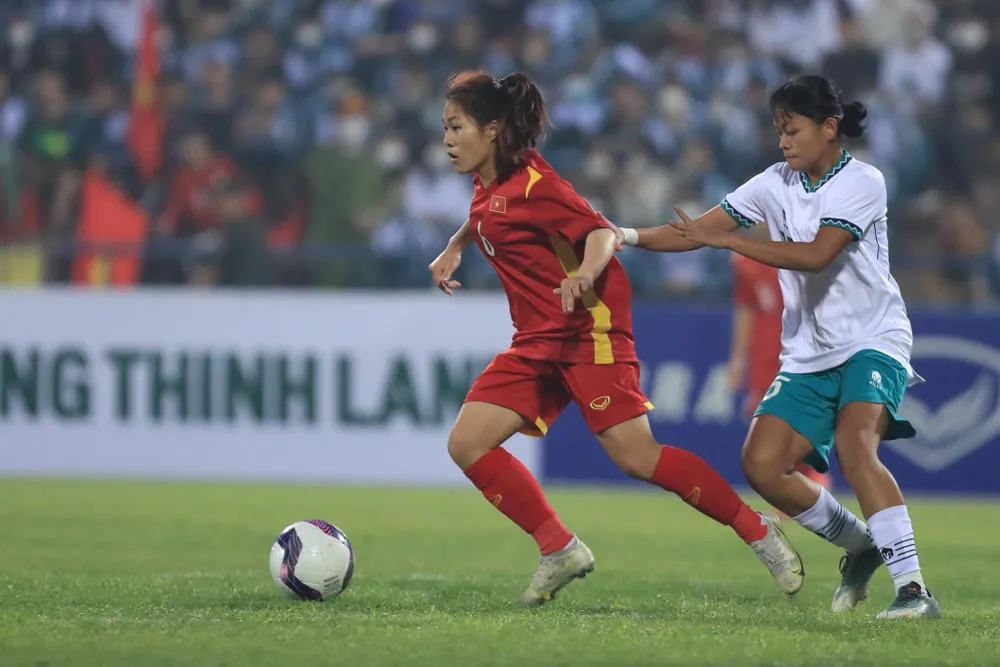 U20 nữ Việt Nam dễ dàng đánh bại U20 nữ Indonesia