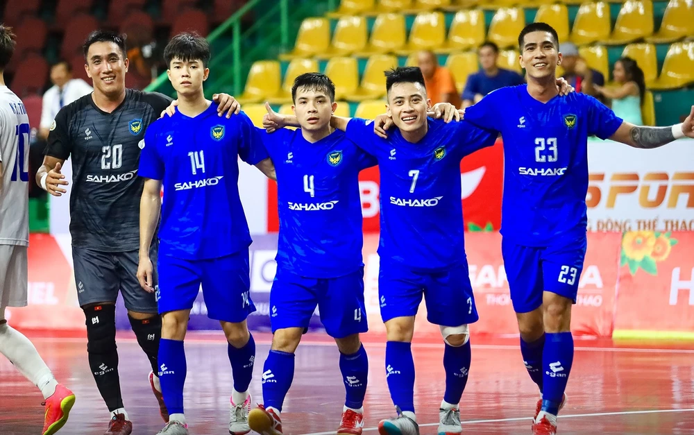 Các cầu thủ Sahako đã sẵn sàng cho mục tiêu bảo vệ chức vô địch ở Giải futsal VĐQG 2023