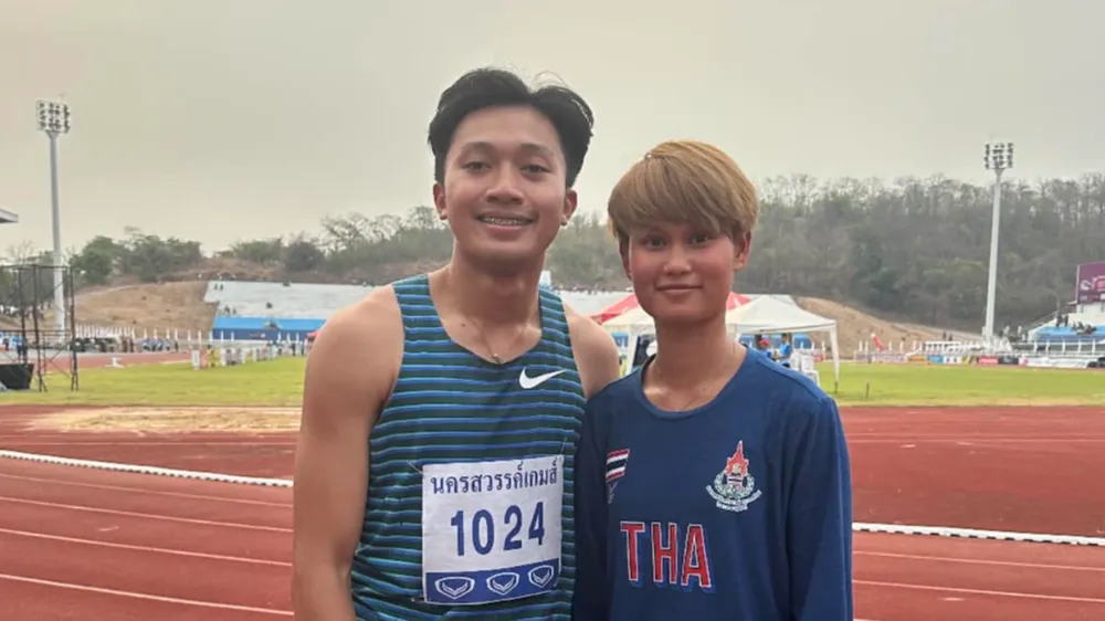 Boonson (trái) vừa có bước chạy đà hoàn hảo cho SEA Games 32.