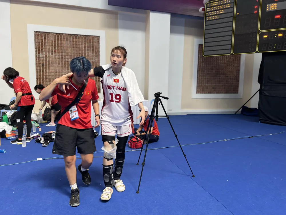 Các cô gái Việt Nam đã chiến thắng hết tất cả năng lượng...