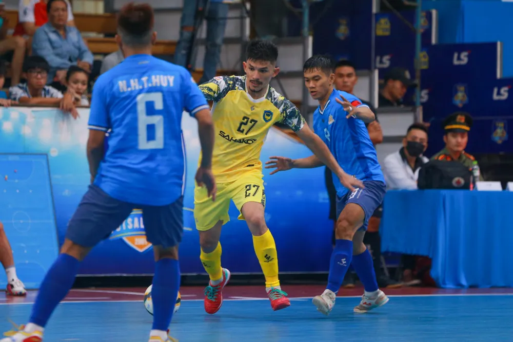 Ngoại binh Italo của Sahako gây ấn tượng nhất trong 3 ngoại binh của giải đấu Ngoại binh Italo của Sahako gây ấn tượng nhất trong 3 ngoại binh của giải đấu