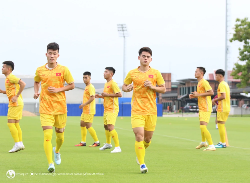 Khuất Văn Khang cùng đồng đội tích cực tập luyện chuẩn bị cho Giải U23 Đông Nam Á 2023.