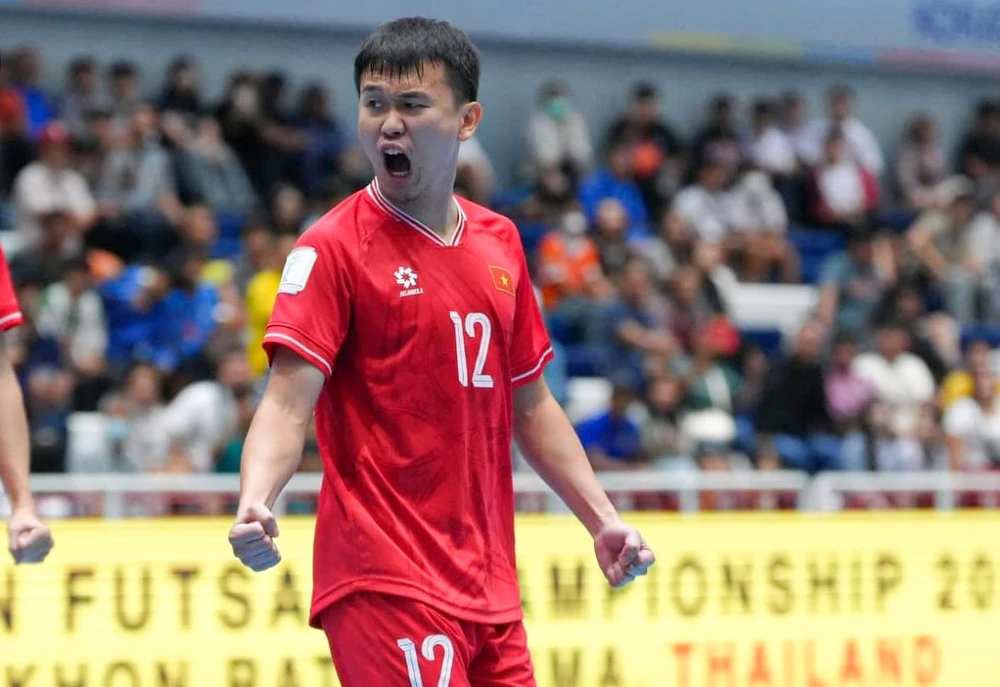 Đội tuyển futsal Việt Nam chỉ còn cách chức vô địch Đông Nam Á thêm 1 trận đấu. 