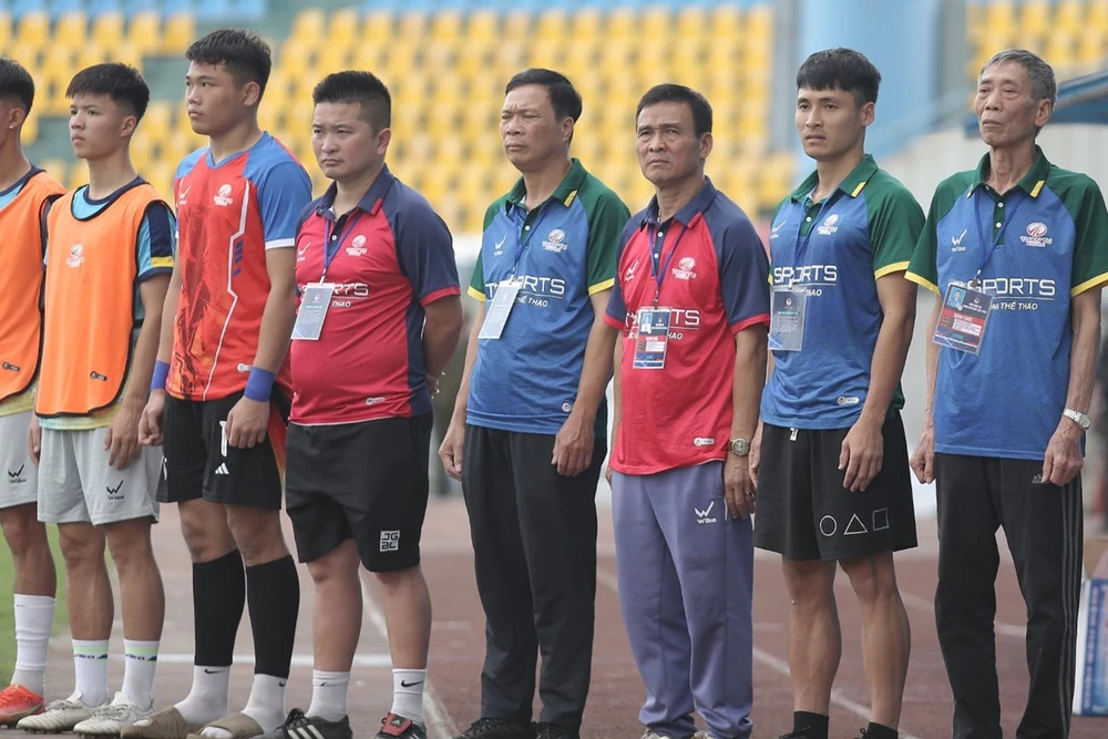 Đội Phú Thọ bị FIFA đánh xuống Giải hạng Ba quốc gia vì thao túng kết quả trận đấu.