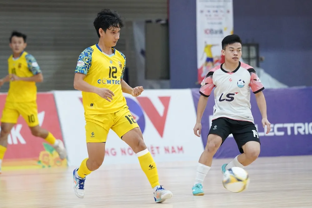 Tuyển thủ Lê Quốc Nam tỏa sáng ở vòng cuối cùng tại Giải Futsal VĐQG 2025. ẢNH: ANH TRẦN
