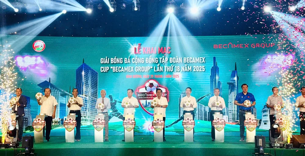 Lễ khai mạc Giải bóng đá Cộng đồng Tập đoàn Becamex - Cúp Becamex Group lần thứ 18. ẢNH: ANH TRẦN
