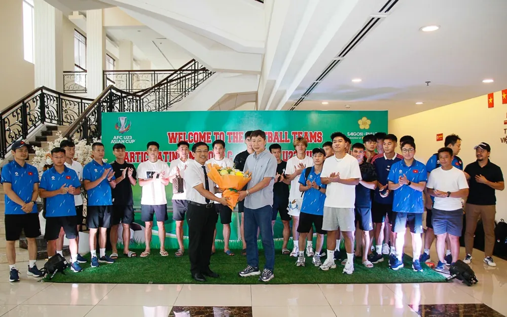 U23 Việt Nam được Ban tổ chức địa phương đón tiếp nồng hậu. ẢNH: QUỐC ĐẠI 