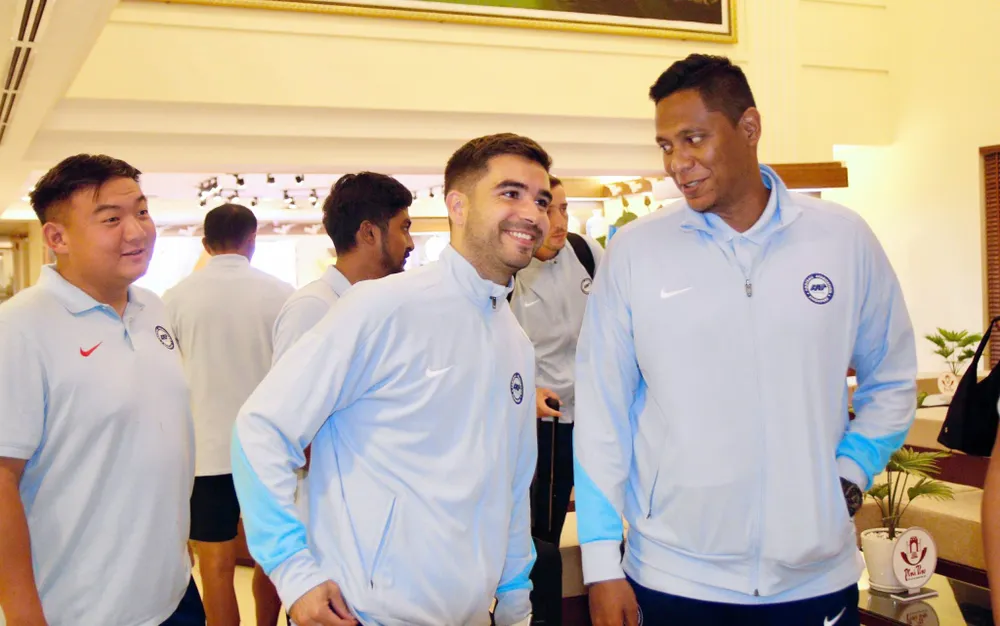 U23 Singapore là đội khách có mặt muộn nhất tại Phú Thọ để chuẩn bị dự vòng loại Giải U23 châu Á 2026. ẢNH: NHẬT ĐOÀN 