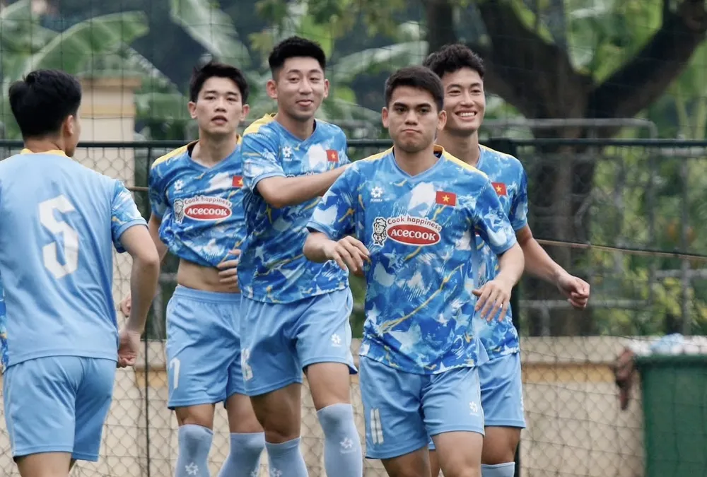 Đội trưởng Khuất Văn Khang tự tin trước cuộc đối đầu với U23 Yemen. ẢNH: XUÂN TÙNG