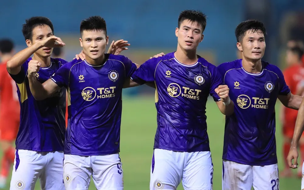 Hà Nội FC hướng đến chiến thắng đầu tiên tại mùa giải 2025-2026. ẢNH: ANH TRẦN 