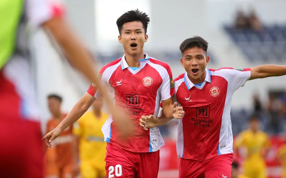 CLB TPHCM hướng đến chiến thắng tiếp theo trên sân nhà Bà Rịa. ẢNH: ANH TRẦN 