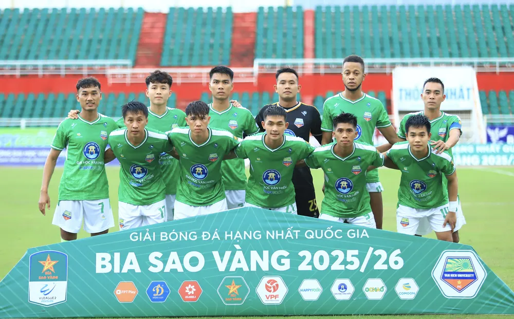 Đại học Văn Hiến thắng trận đầu tiên tại hệ thống các giải bóng đá chuyên nghiệp quốc gia. ẢNH: DŨNG PHƯƠNG