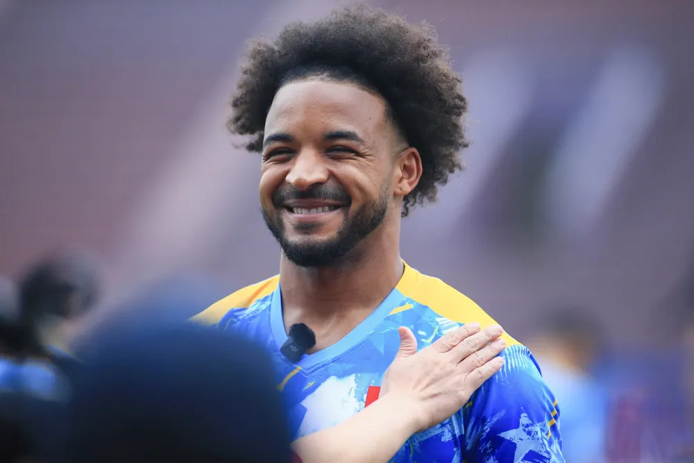 Tiền đạo Nguyễn Xuân Son rạng ngời khi được trở lại đội tuyển Việt Nam. ẢNH: TÂM HÀ 