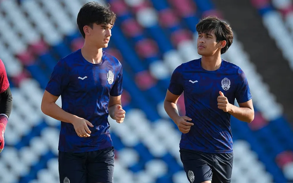 Ủy ban Olympic Campuchia quyết định rút đội tuyển bóng đá nam U22 khỏi SEA Games 33. ẢNH: CFF