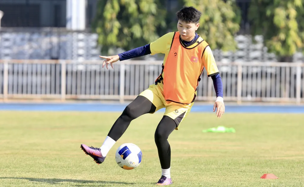 Thủ môn Trần Thị Kim Thanh để ngỏ khả năng ra sân bắt trận gặp tuyển nữ Phillipines. ẢNH: DŨNG PHƯƠNG