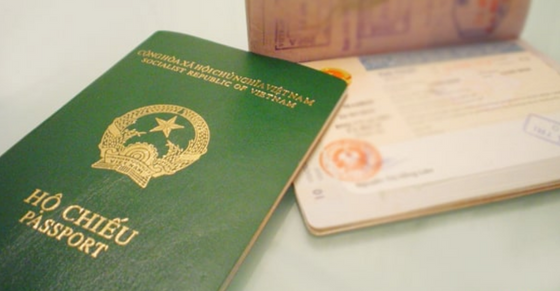 有5年免签证，可否在越南登记暂住？