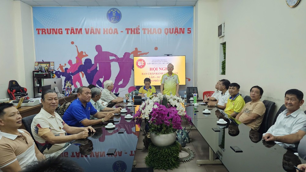 市龙狮协会召开会议筹备第二届代表大会。