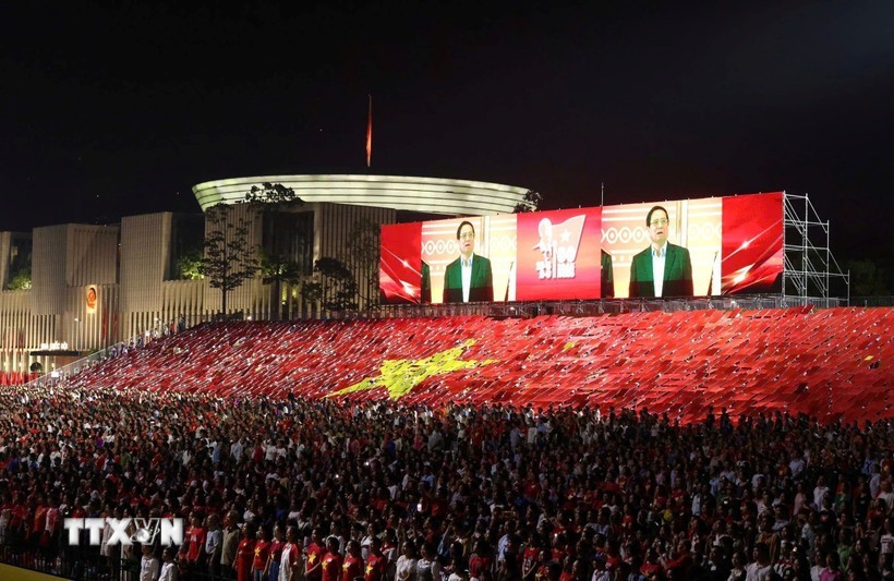 庆祝国庆80周年阅兵、游行国家级预演的升旗仪式。