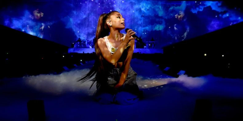 Sau Ariana Grande, The Chainsmokers sẽ đến Việt Nam 