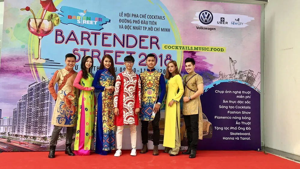 Độc đáo lễ hội pha chế cocktail đường phố đầu tiên tại TPHCM ảnh 2