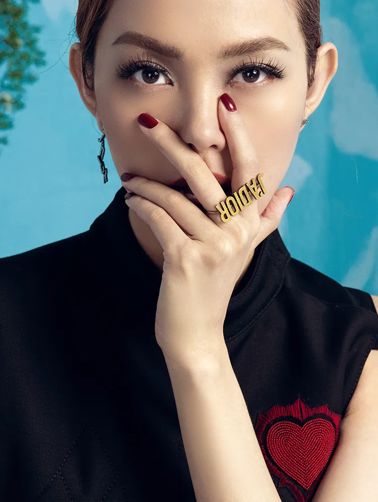 Sau Võ Hoàng Yến, Minh Hằng chính thức trở thành HLV The Face 2018 ảnh 2