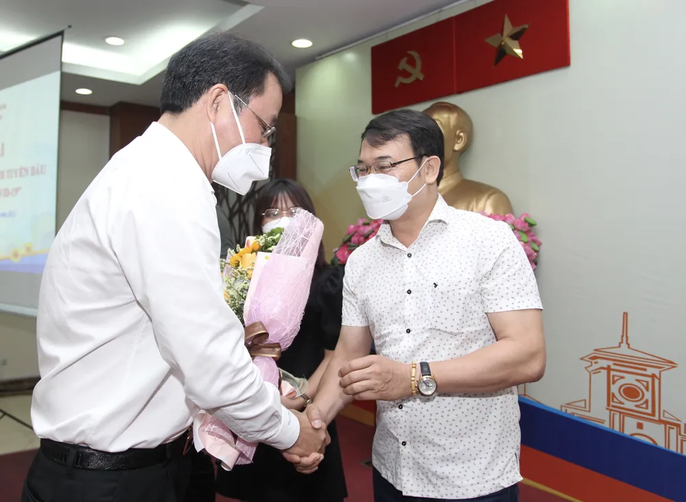 Báo SGGP đoạt 2 giải cuộc thi viết “Tình người nơi tuyến đầu phòng chống dịch Covid-19” ảnh 3