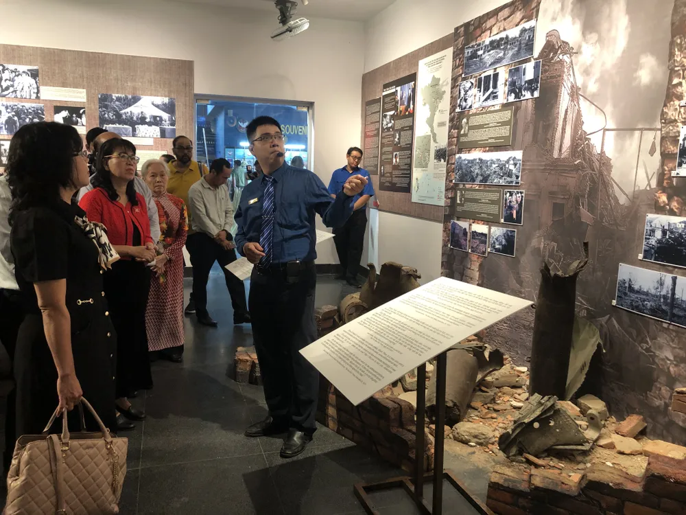 Trưng bày chuyên đề “Điện Biên Phủ trên không” - 50 năm nhìn lại ảnh 2