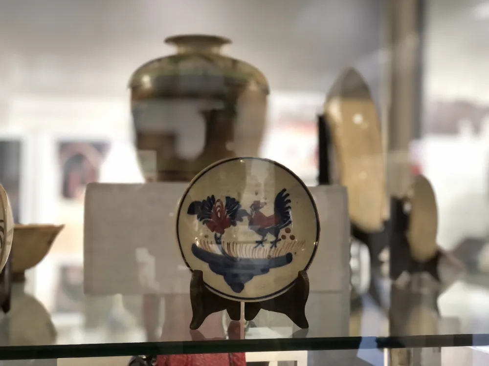 Một sản phẩm gốm trưng bày trong chuyên đề Một sản phẩm gốm trưng bày trong chuyên đề