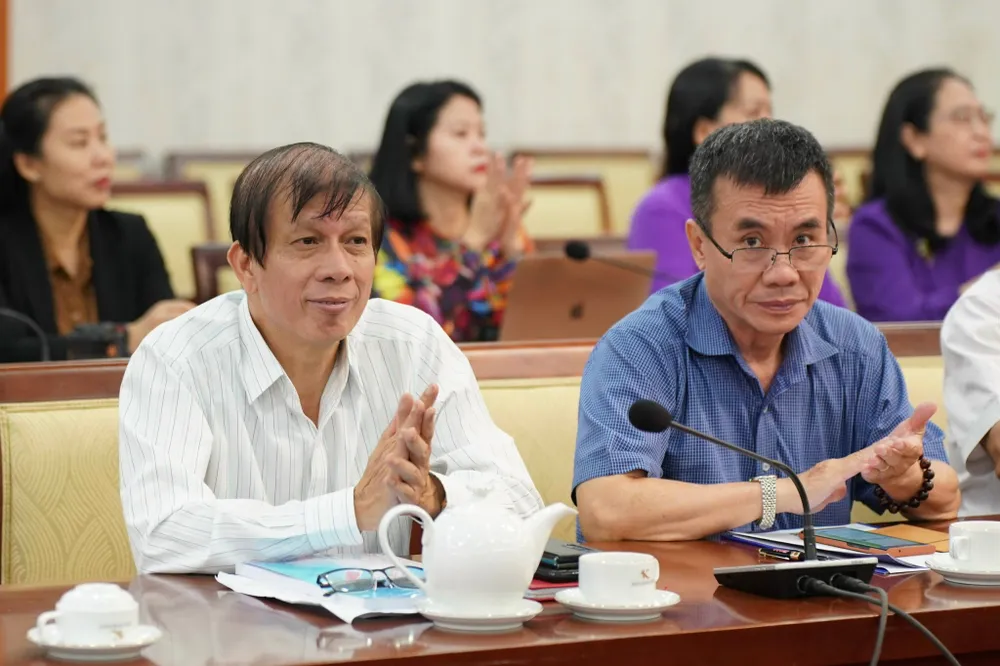 Các đại biểu tham dự tọa đàm. Ảnh: HOÀNG HÙNG Các đại biểu tham dự tọa đàm. Ảnh: HOÀNG HÙNG