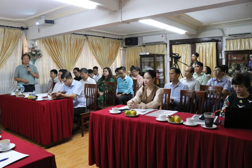 Tọa đàm khoa học "Tượng gốm Sài Gòn xưa – Những giá trị lịch sử văn hóa đặc sắc" quy tụ nhiều nhà khoa học, nhà sưu tầm IMG_2917.JPG