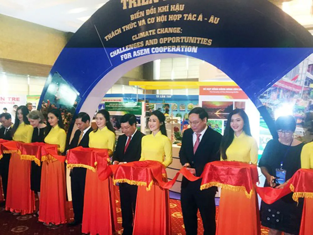 Phó Thủ tướng Phạm Bình Minh: ASEM cùng hành động mạnh mẽ ứng phó biến đổi khí hậu ảnh 3 Phó Thủ tướng Phạm Bình Minh: ASEM cùng hành động mạnh mẽ ứng phó biến đổi khí hậu ảnh 3