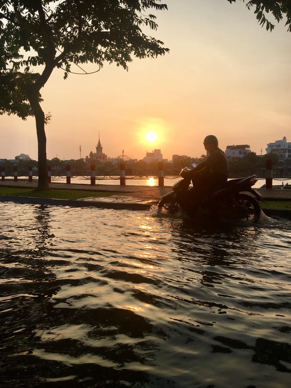 ĐBSCL: Mặn đến sớm, triều cường muộn bất thường ảnh 2 ĐBSCL: Mặn đến sớm, triều cường muộn bất thường ảnh 2