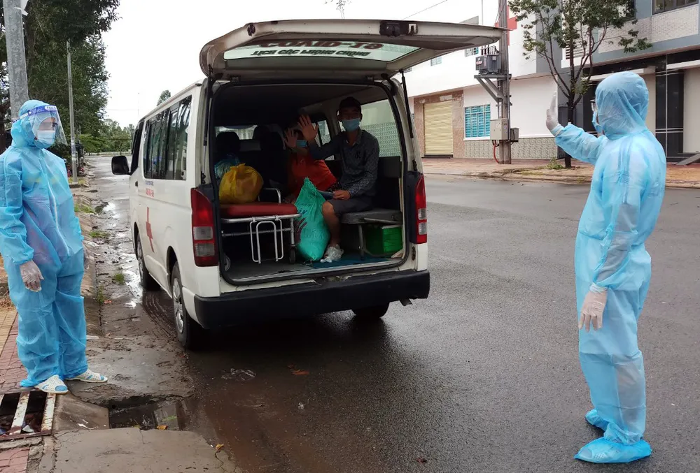 Hậu Giang: Ghi nhận thêm 5 ca mắc Covid-19, có một nhân viên y tế ảnh 1