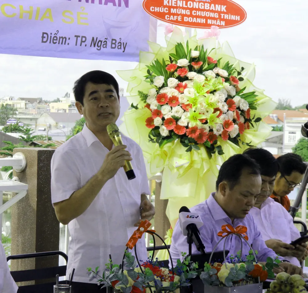 Bí thư Tỉnh ủy Hậu Giang phát biểu tại sự kiện Bí thư Tỉnh ủy Hậu Giang phát biểu tại sự kiện