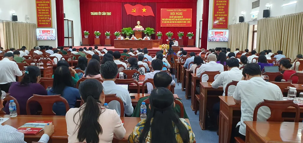 Quang cảnh hội nghị Quang cảnh hội nghị