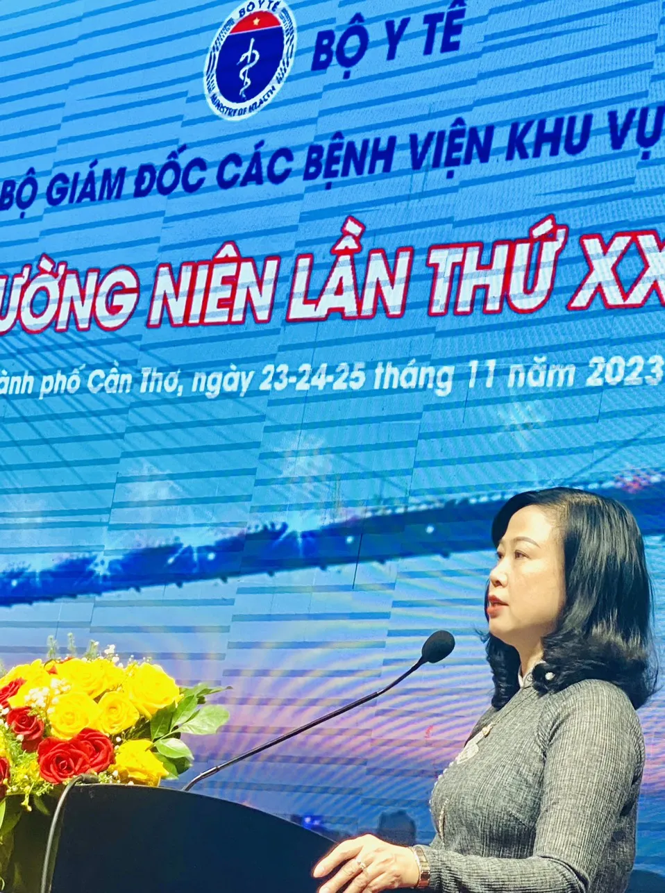 Bộ Trưởng Bộ Y tế Đào Hồng Lan phát biểu tại hội nghị