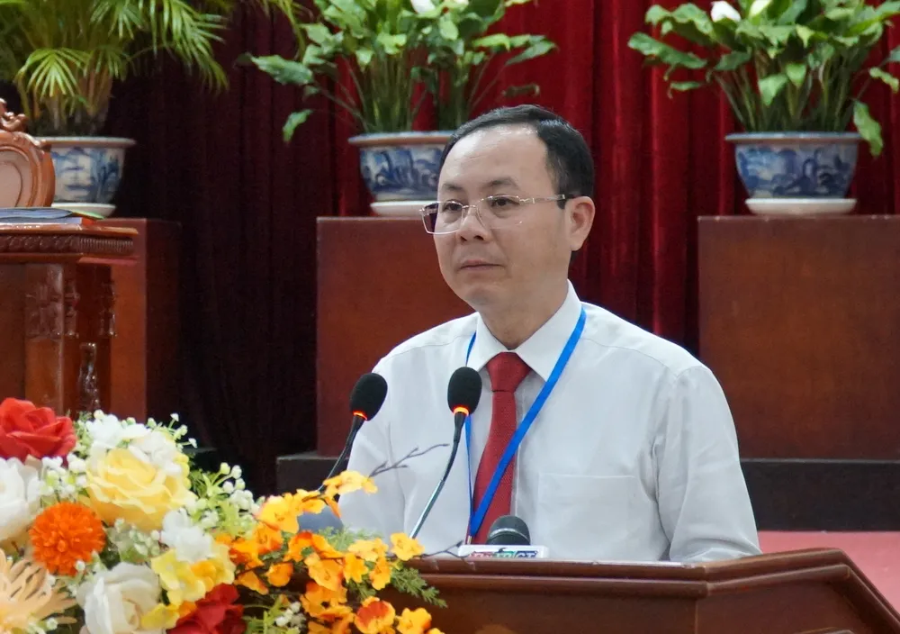 Đồng chí Nguyễn Văn Hiếu, Ủy viên dự khuyết Ban Chấp hành Trung ương Đảng, Bí thư Thành ủy TP Cần Thơ phát biểu tổng kết hội thảo 67.JPG