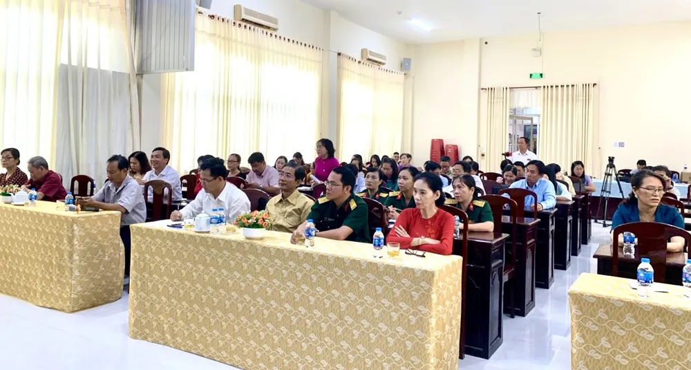 Quang cảnh buổi họp mặt 02.jpg
