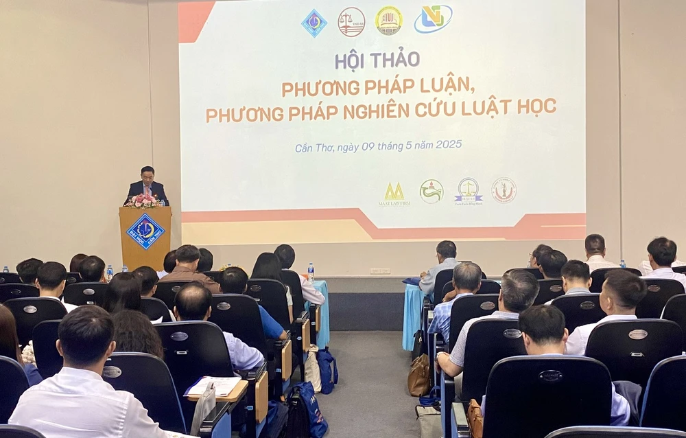 Quang cảnh hội thảo