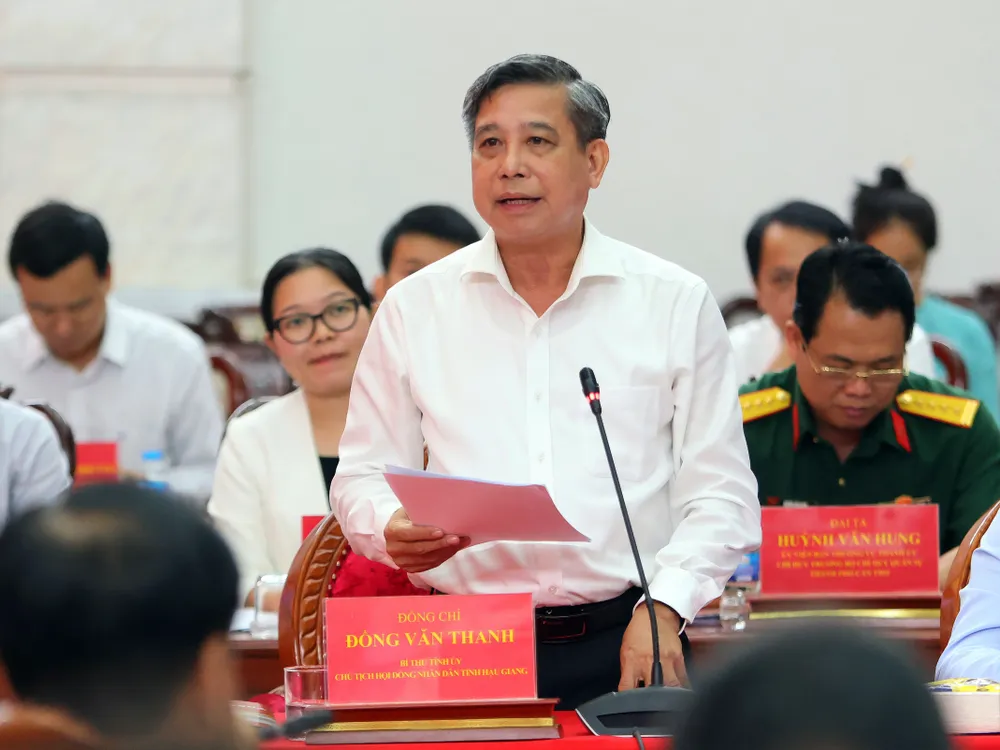 Bí thư Tỉnh ủy Hậu Giang Đồng Văn Thanh phát biểu tại hội nghị 3- bi thu tinh uy hau giang.jpg